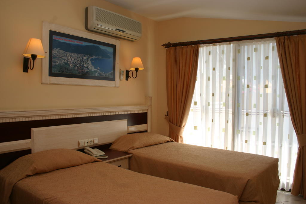 Bonjour Hotel Marmaris Rom bilde