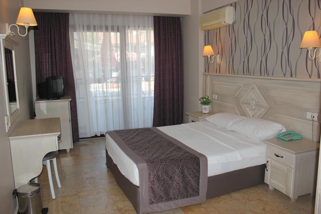 Bonjour Hotel Marmaris Rom bilde